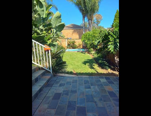 4 BEDROOM TOWNHOUSE FOR SALE IN AMOROSA